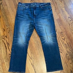 Men’s American eagle air flex jeans size 42w x 32l gently worn